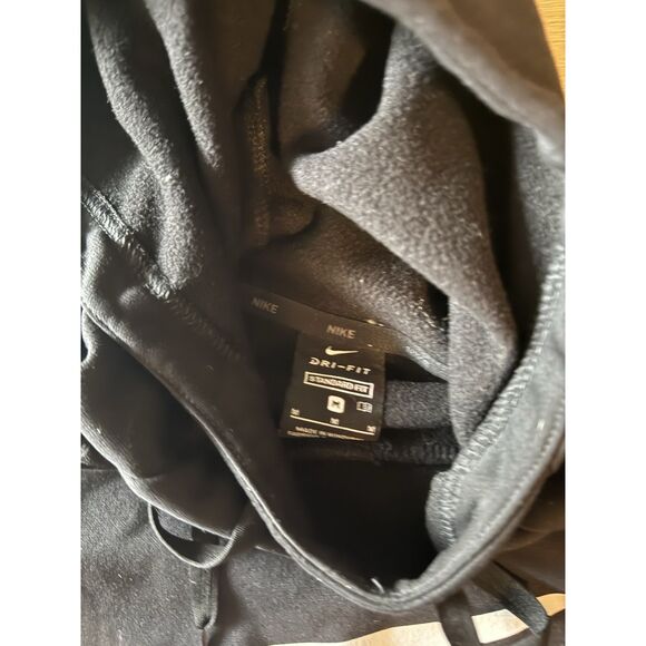 Men's NIke Training Therma-Fit Pullover Hoodie CU6238-010 BLACK Size Medium - Picture 3 of 3